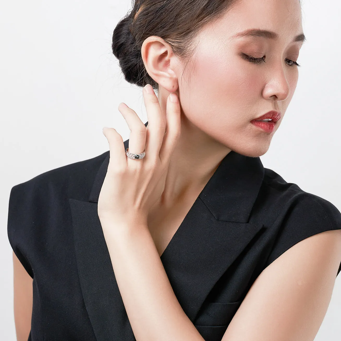 18K Solid Gold Tahitian Pearl Ring KR00087