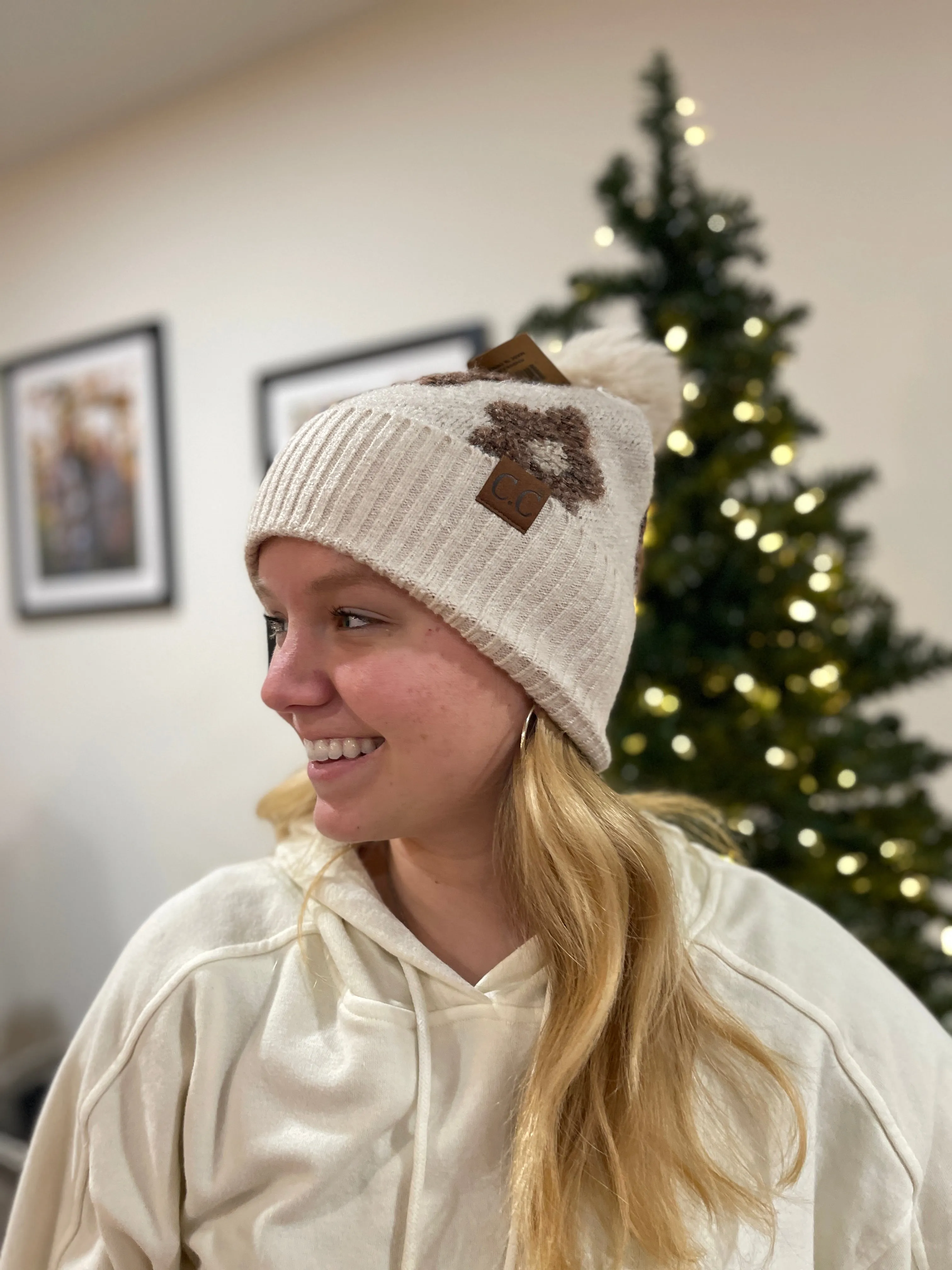 BEIGE FLORAL POM POM CC BEANIE