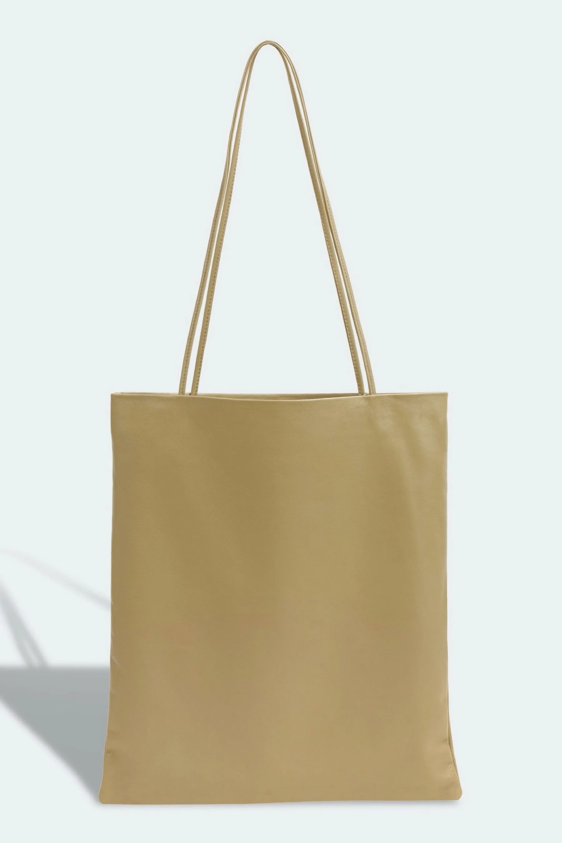 Camel Slim Lamb Sak Tote