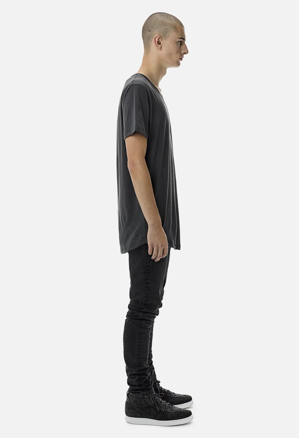 Curve U-Neck / Charcoal