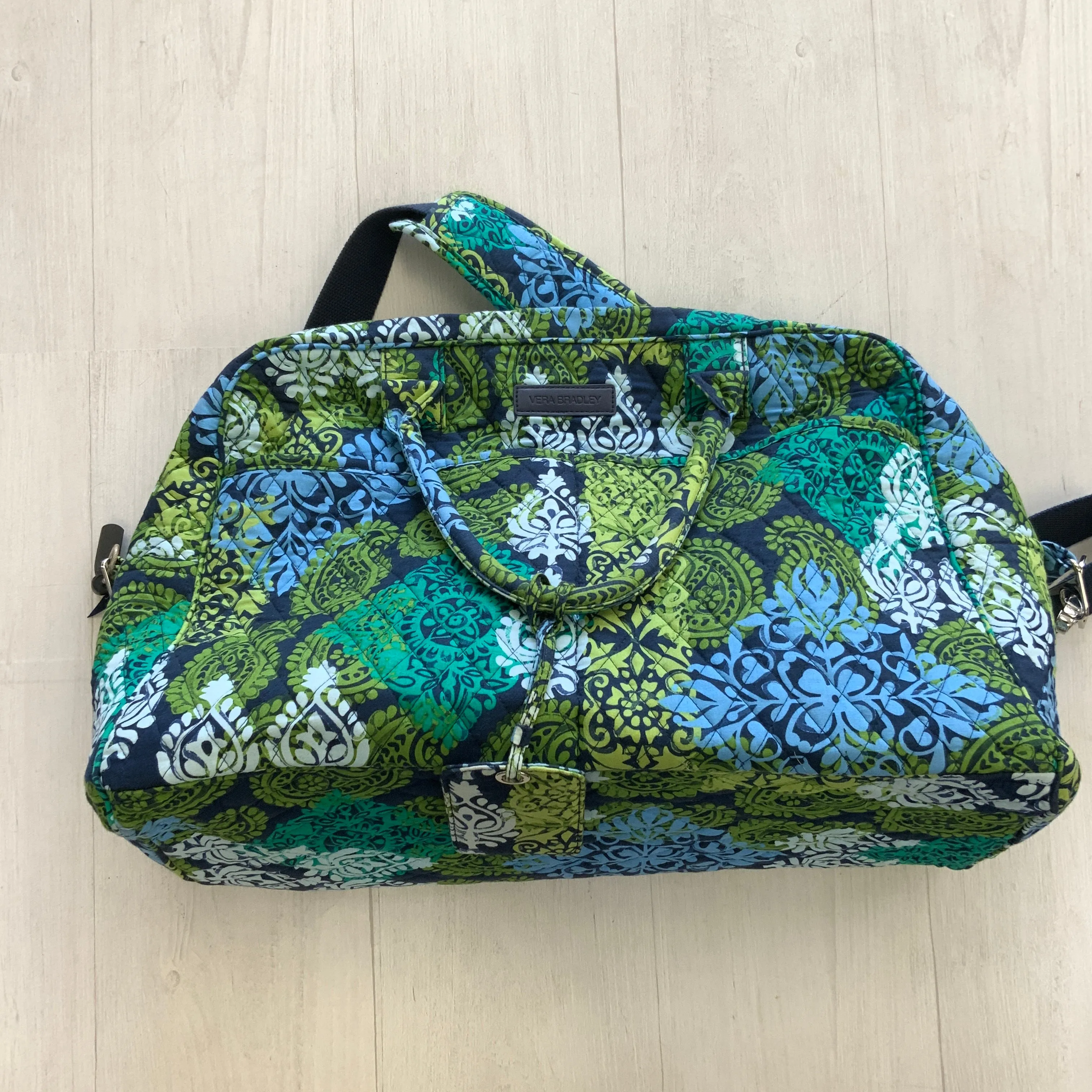 Duffle And Weekender By Vera Bradley  Size: Large