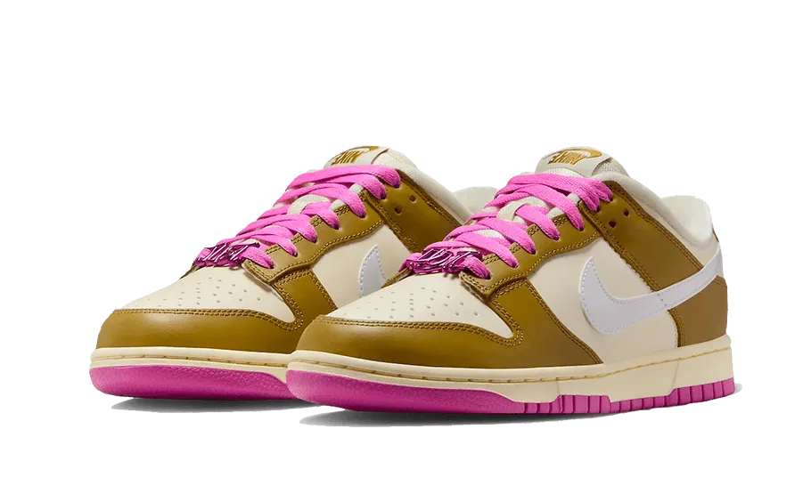 Dunk Low SE Bronzine Pink