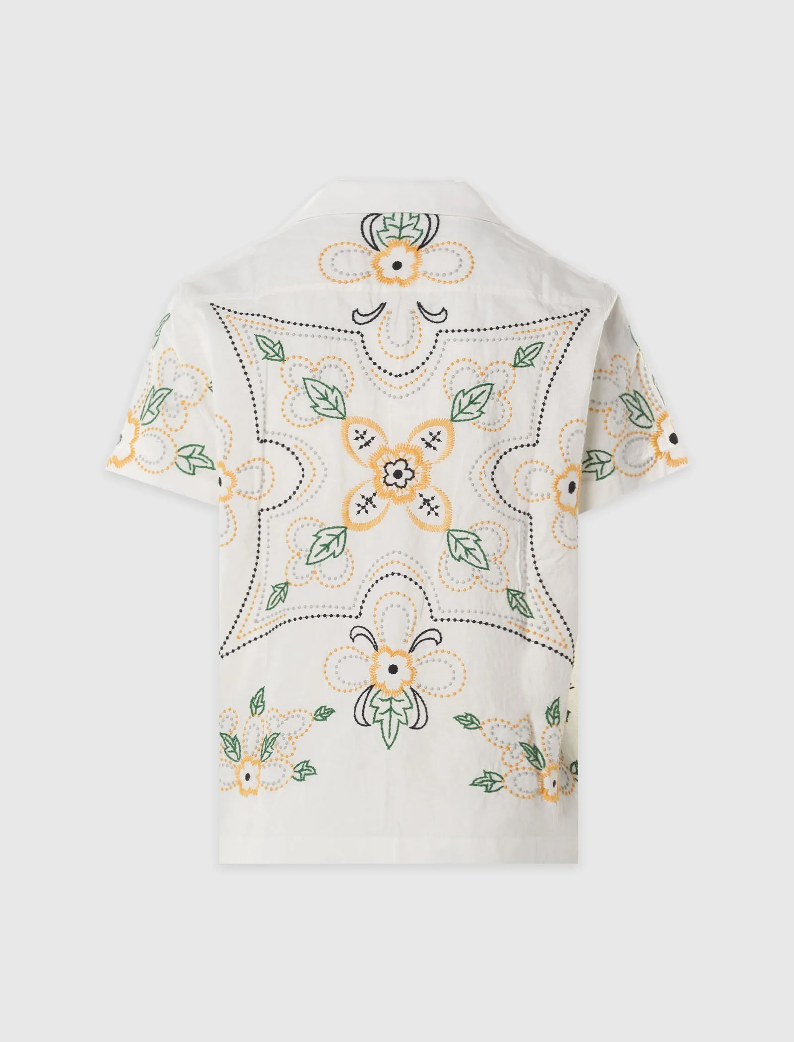 EMBROIDERED BUTTERCUP SHORT SLEEVE SHIRT