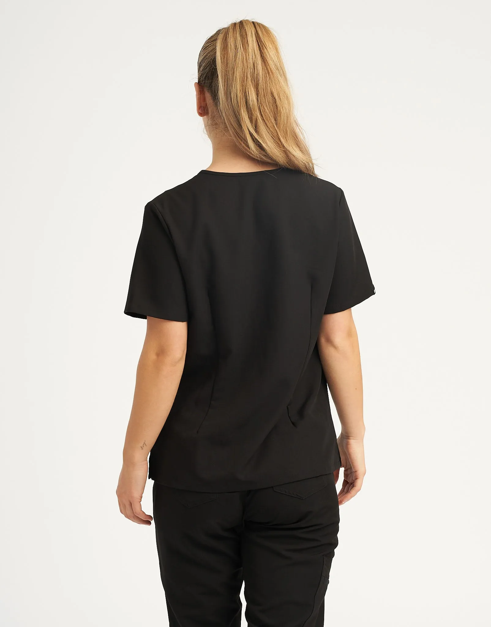 Essential One Pocket V Neck Scrub Top - Black