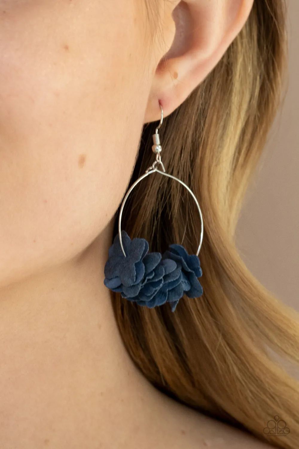 Flirty Florets Blue-Earrings