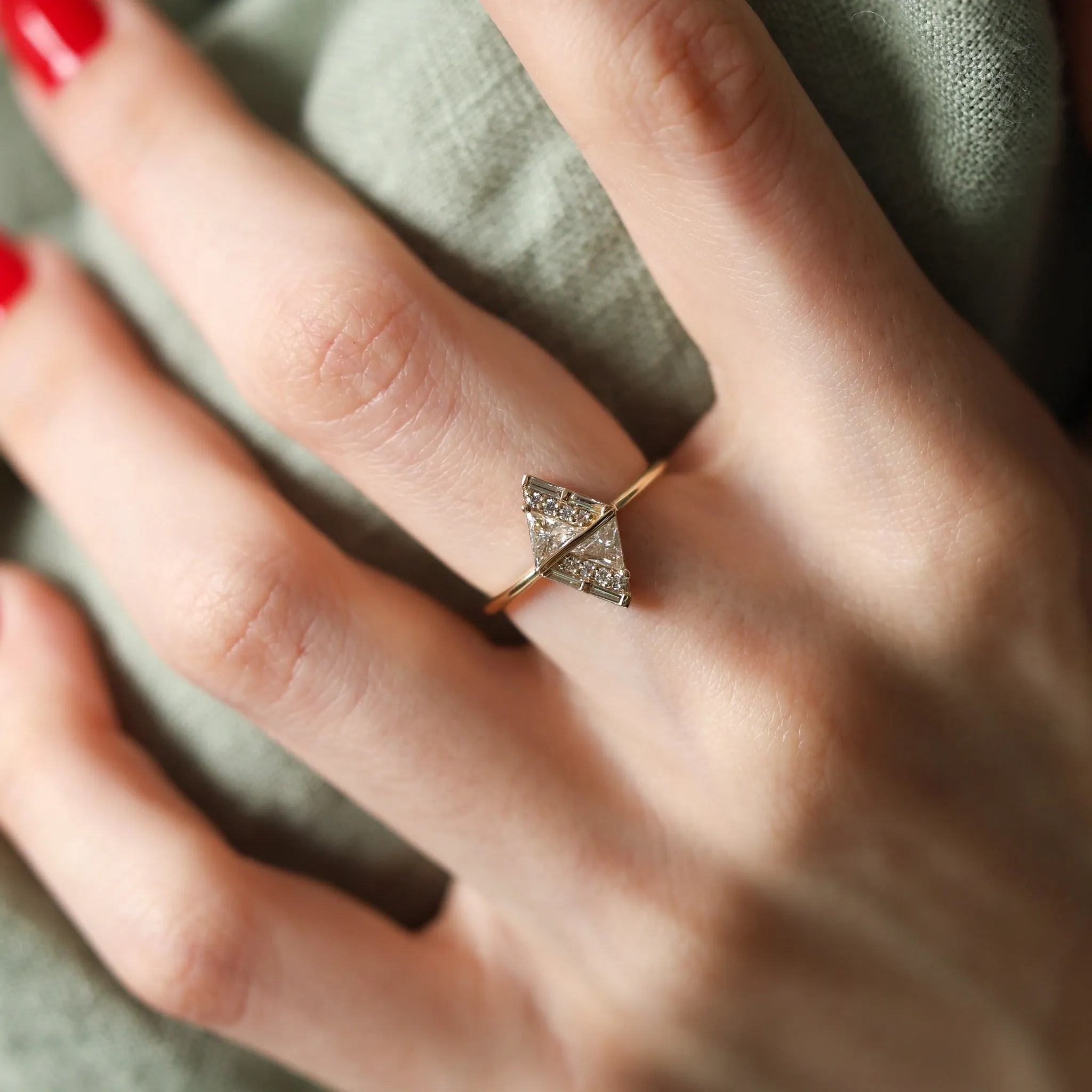 Geometric Diamond Ring