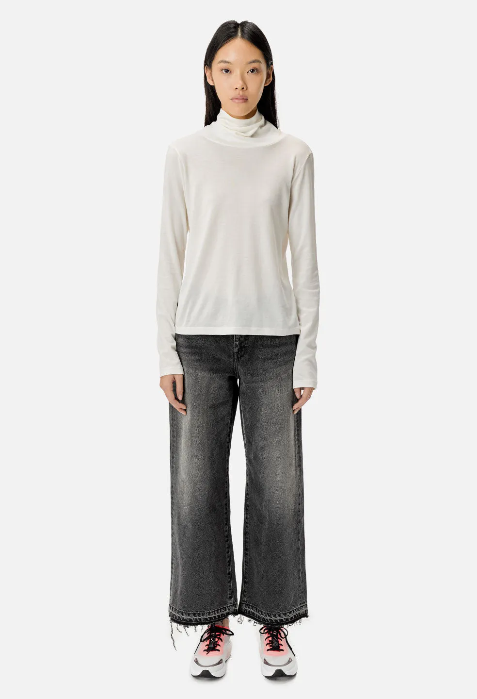 High Twist Cotton Turtleneck / White