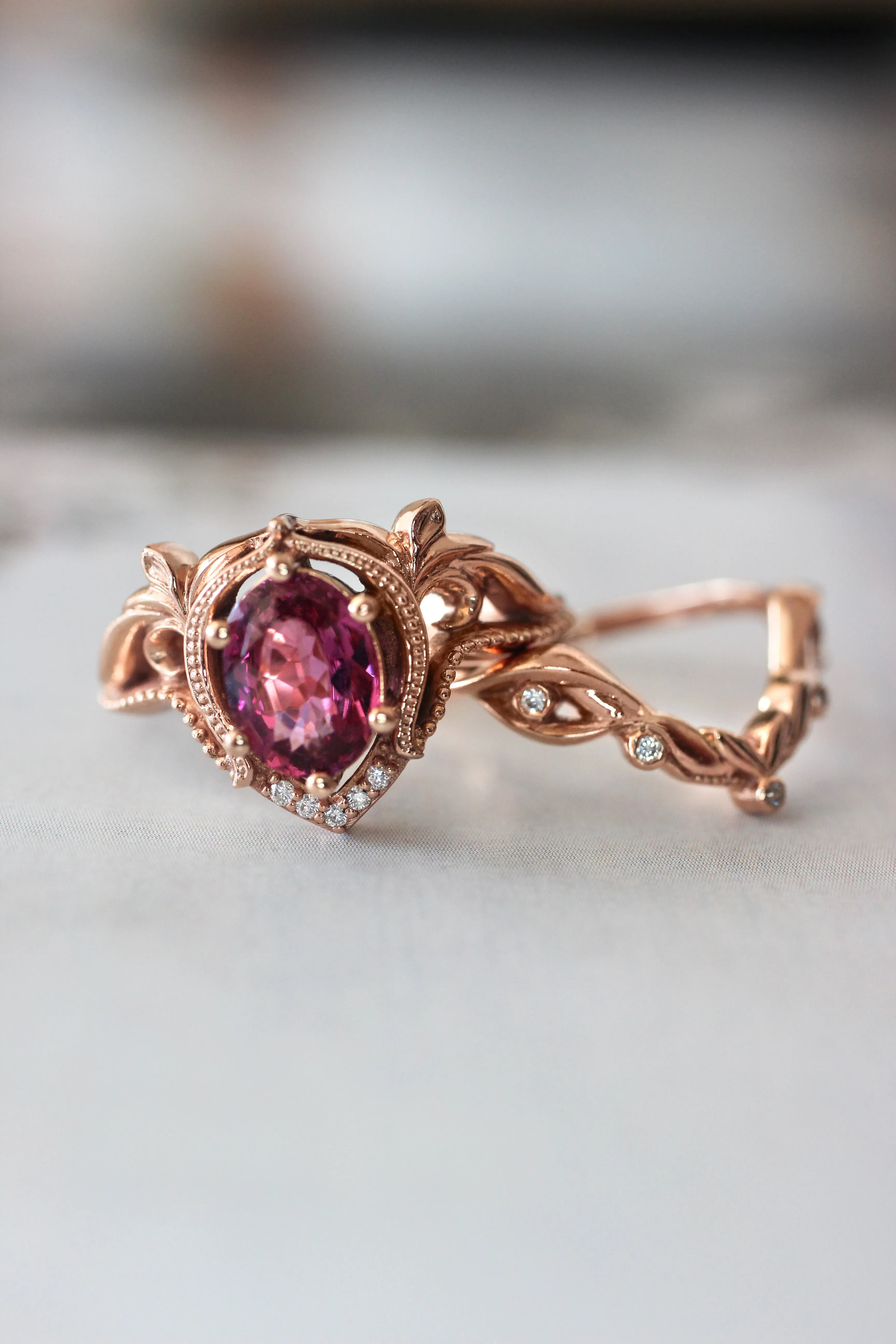 Lida big | oval cut gemstone setting