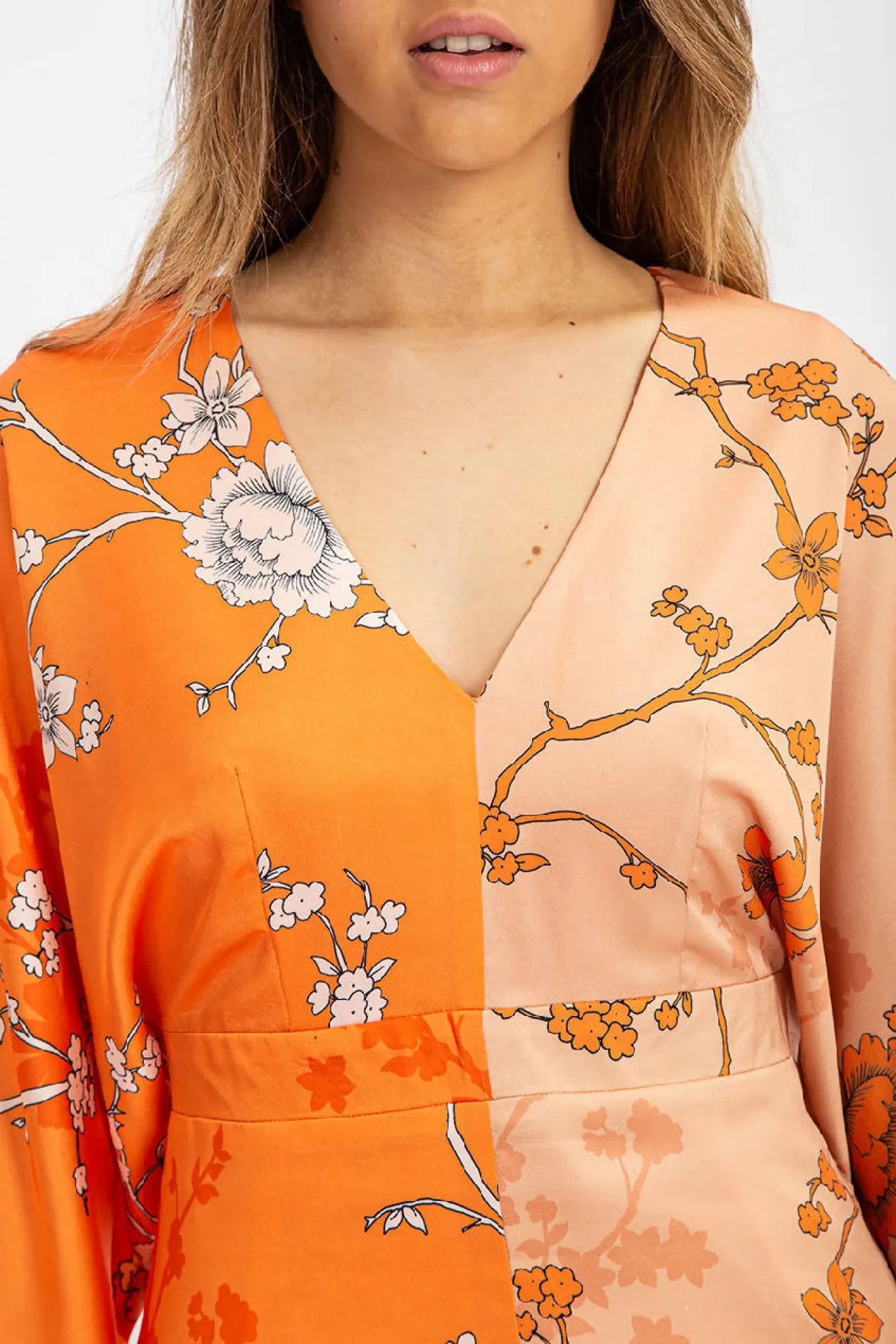 Liquorish Kimono Dress In Orange And Beige Oriental Print