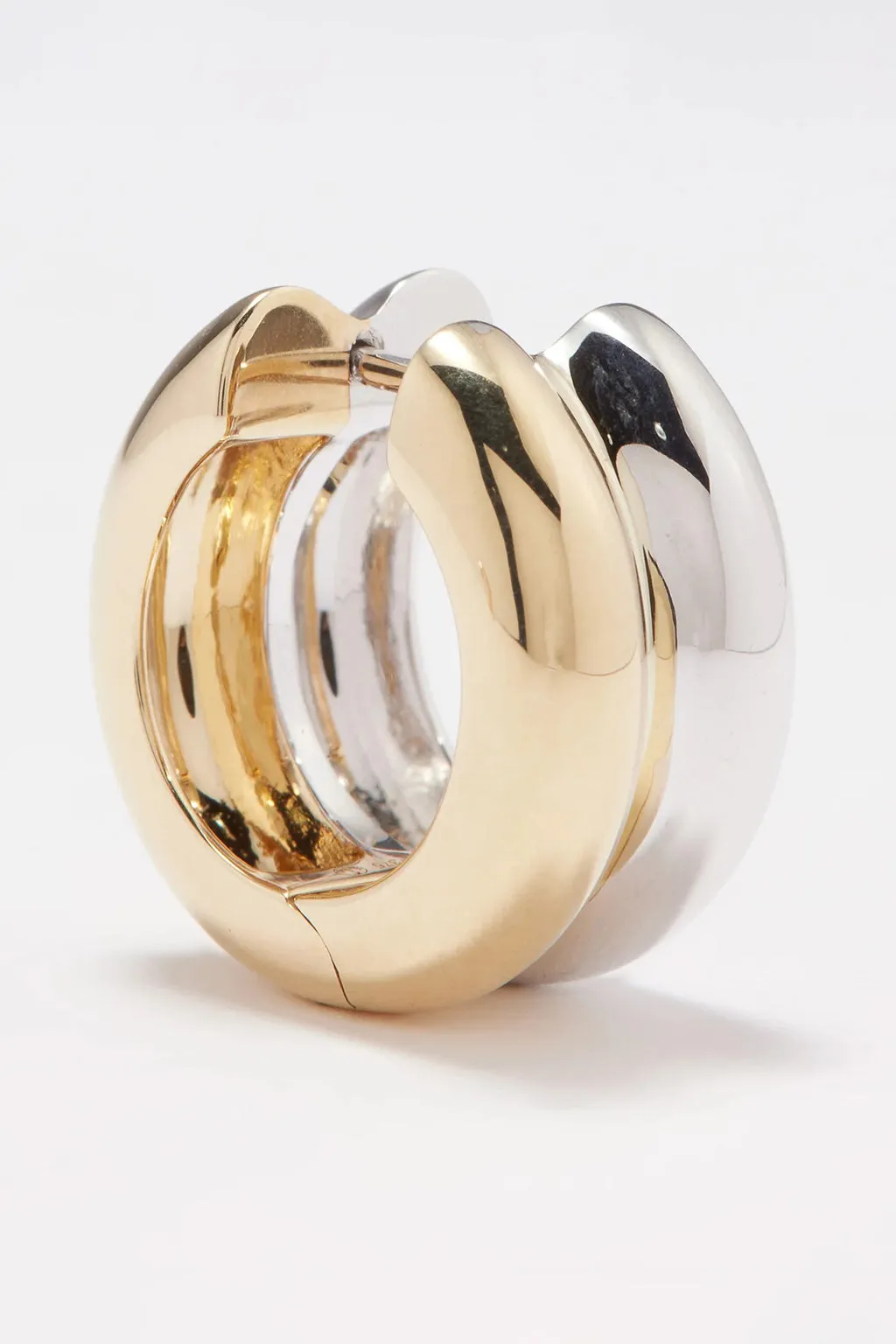 PAIR OF DUAL GOLD HUGGIE HOOP EARRINGS