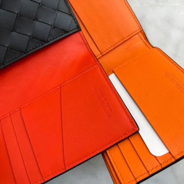 Passport Holder Intrecciato, Black/Orange