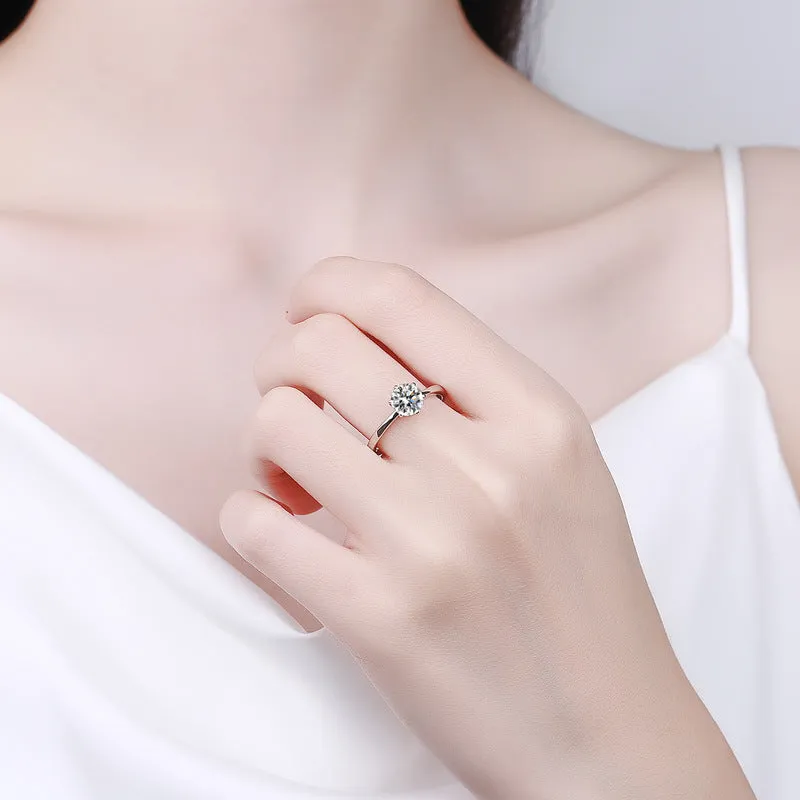 Simple Women's Ring Moissan Diamond Ring