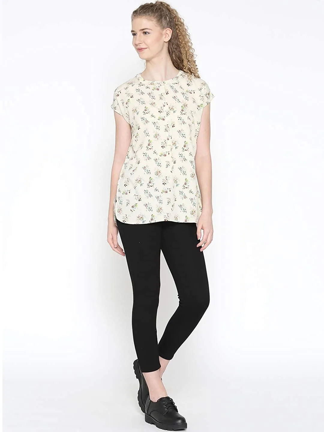 Style Quotient Women Cream Round Neck Floral Fashion Tunics