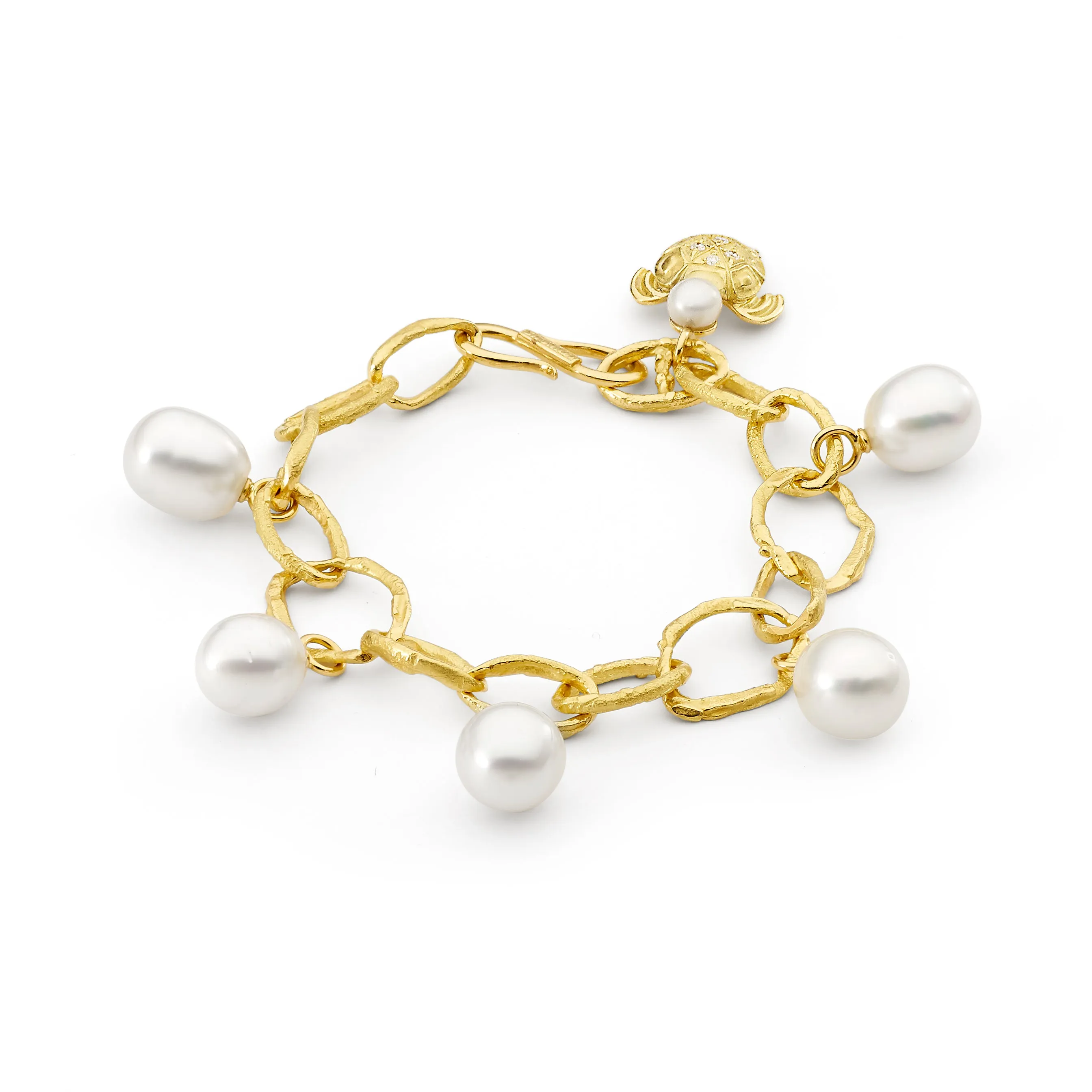 Turtle Charm Pearl Bracelet