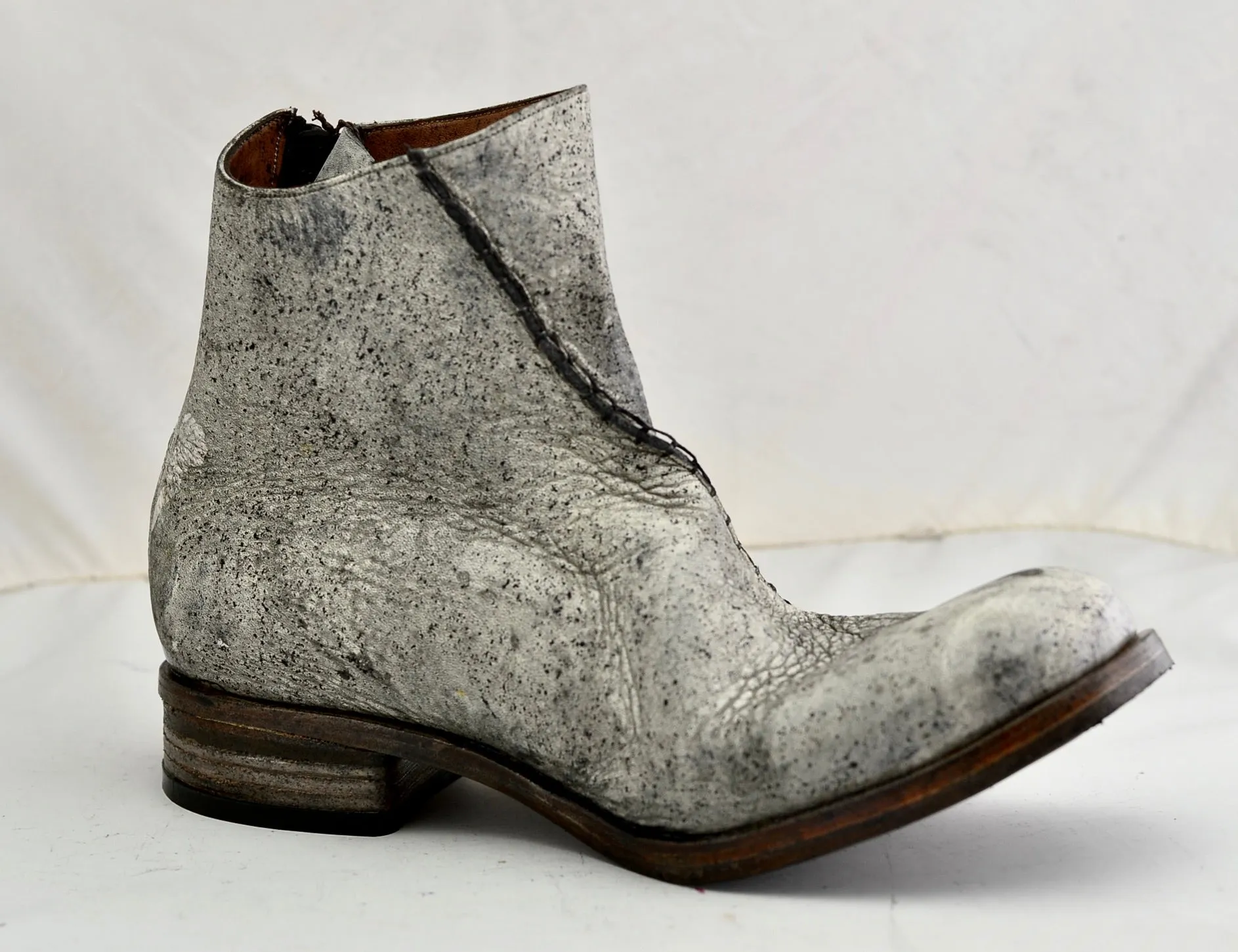 Zip Back Boot  |  Stain | Yak